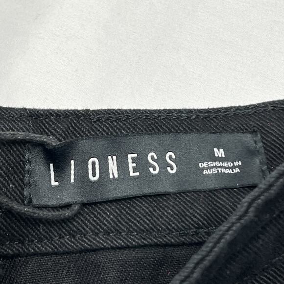 LIONESS Lola Black Denim Mini Skirt NWT Women's Size 6 Front Slit - Picture 5 of 8